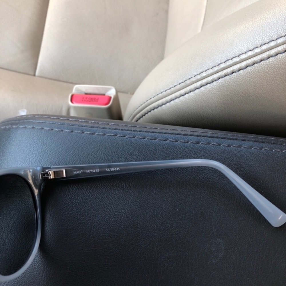 Maui Jim sunglasses - Picture 4 of 6